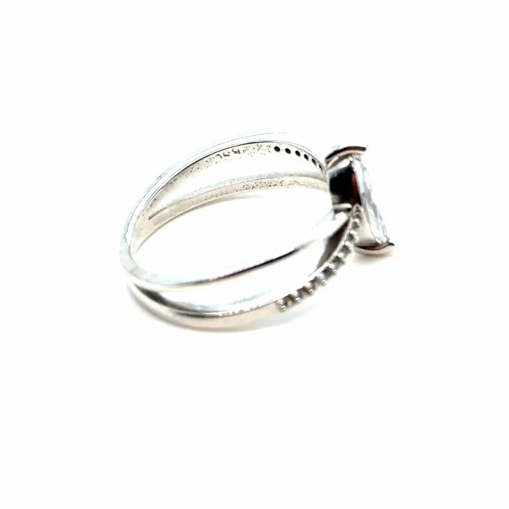 Teardrop Criss-Cross Design Cz Ring‎